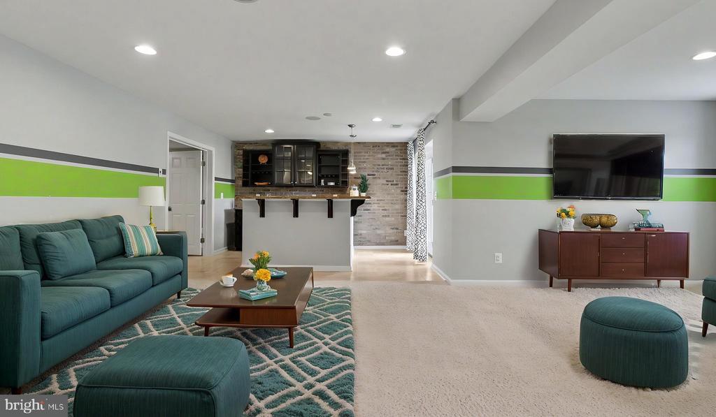 3 PERTH DRIVE