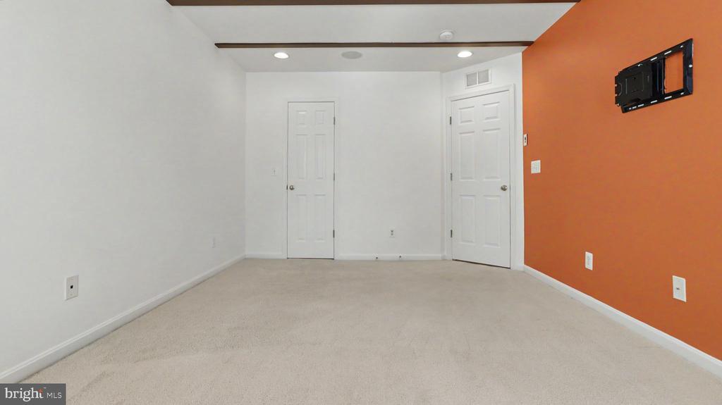 3 PERTH DRIVE
