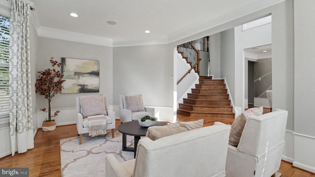 3 PERTH DRIVE
