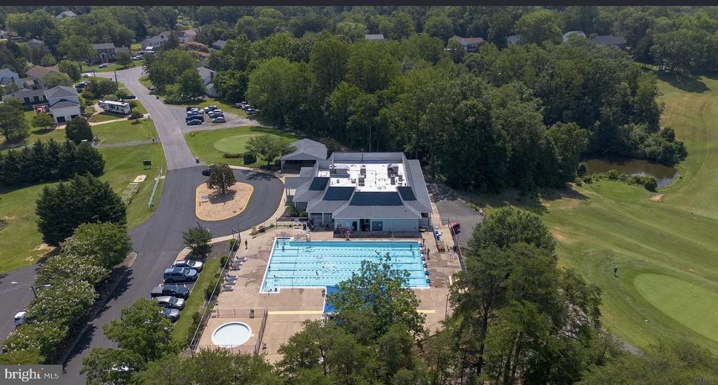 1002 ISABELLA DRIVE