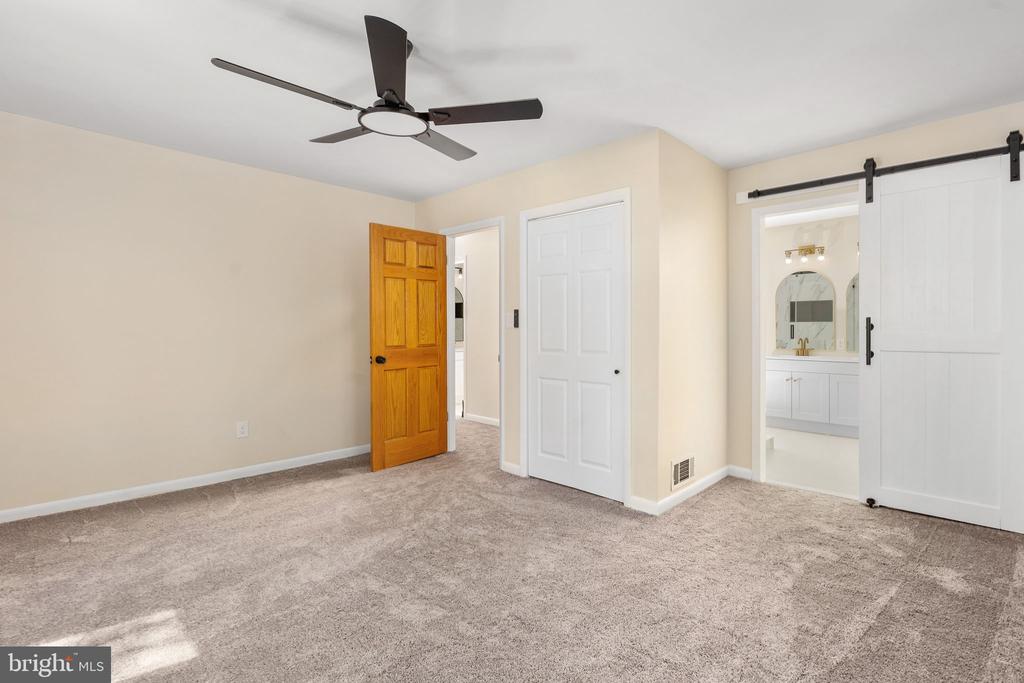 1002 ISABELLA DRIVE