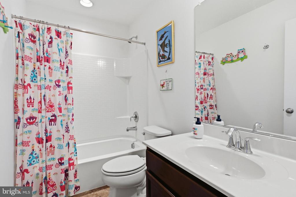 462 CRAB APPLE DRIVE