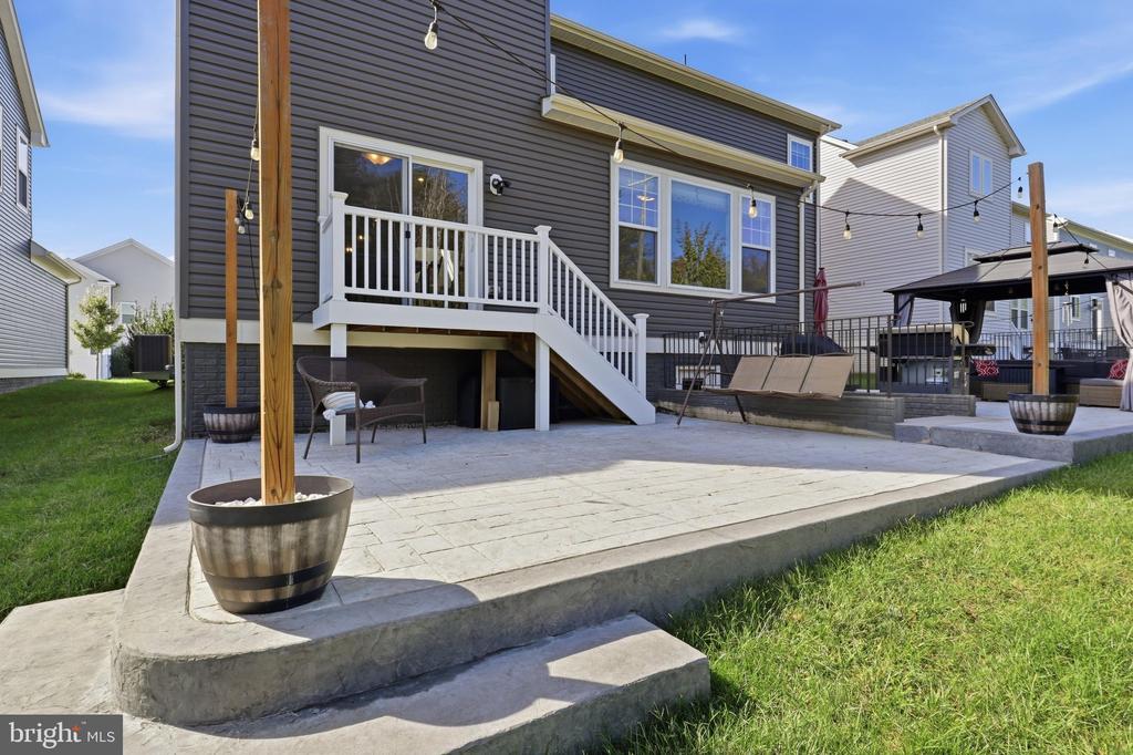 462 CRAB APPLE DRIVE