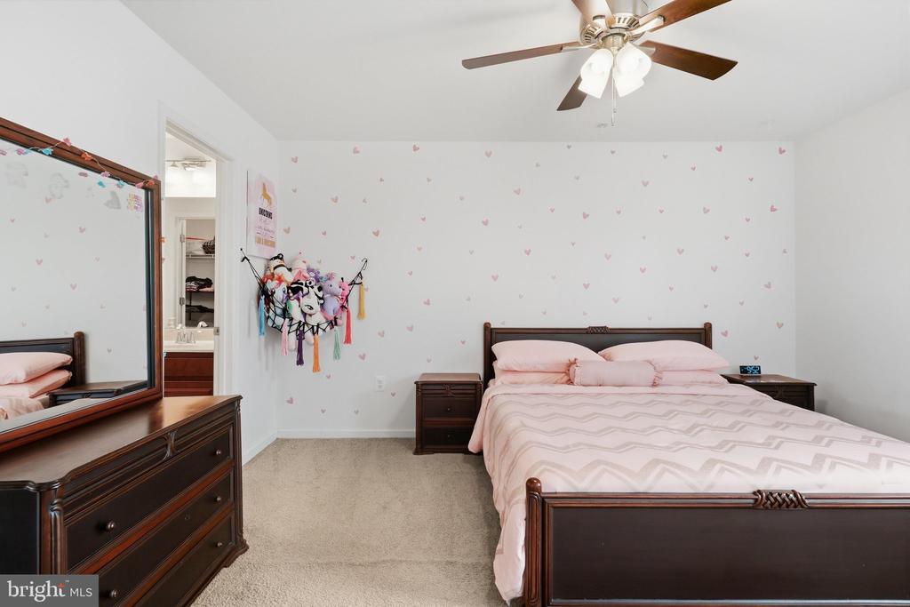 462 CRAB APPLE DRIVE