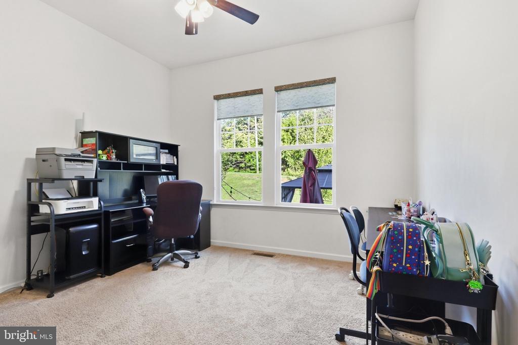 462 CRAB APPLE DRIVE