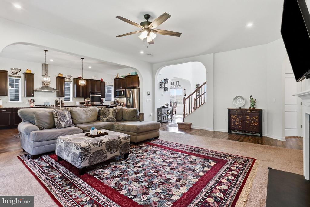 462 CRAB APPLE DRIVE