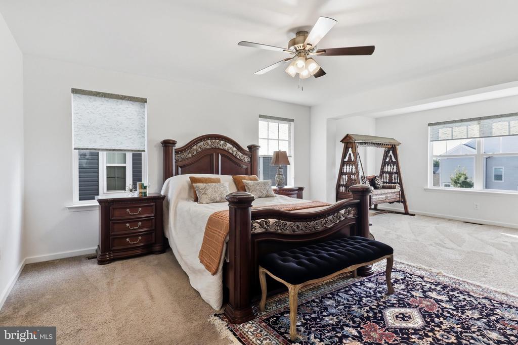 462 CRAB APPLE DRIVE