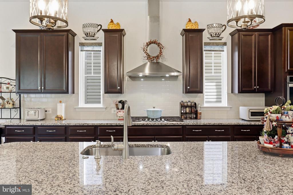462 CRAB APPLE DRIVE