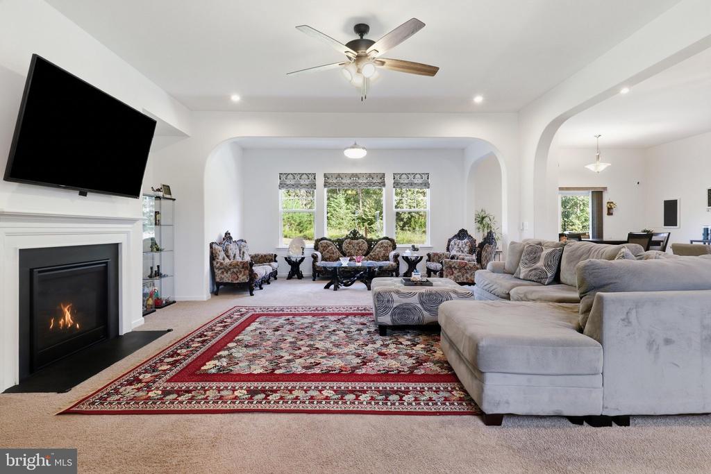 462 CRAB APPLE DRIVE