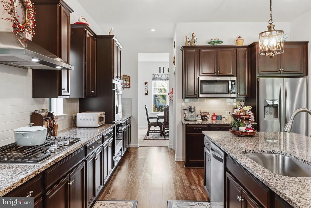462 CRAB APPLE DRIVE