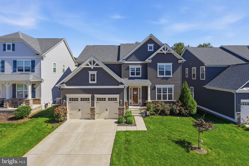 462 CRAB APPLE DRIVE