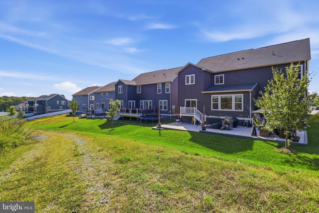 462 CRAB APPLE DRIVE