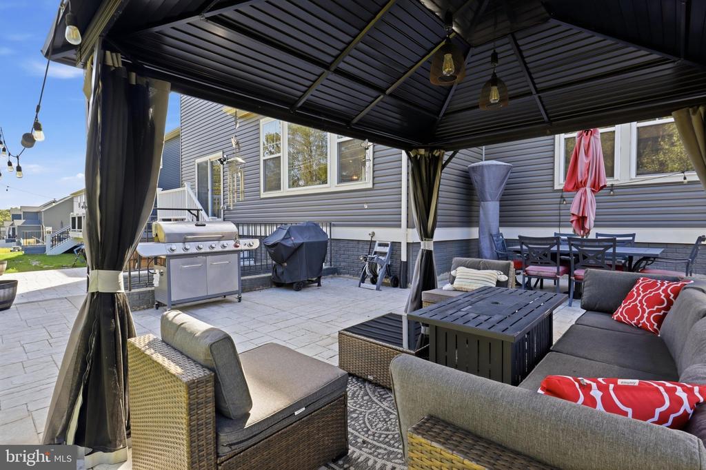 462 CRAB APPLE DRIVE