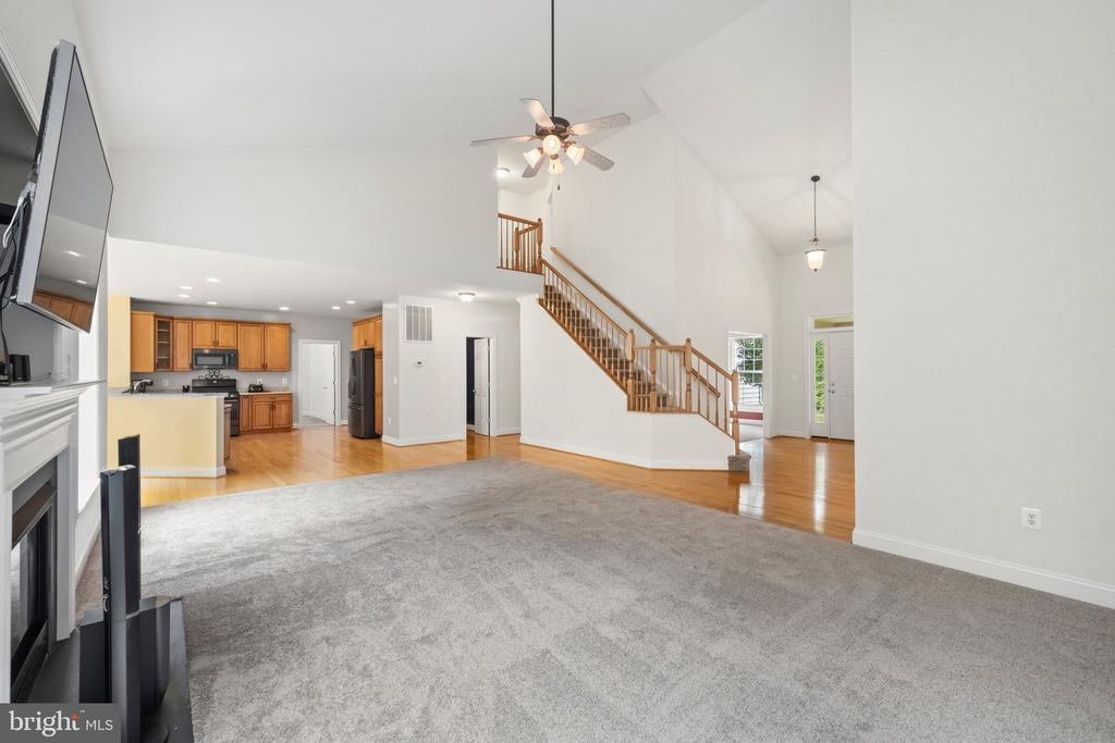285 GENTLE BREEZE CIRCLE