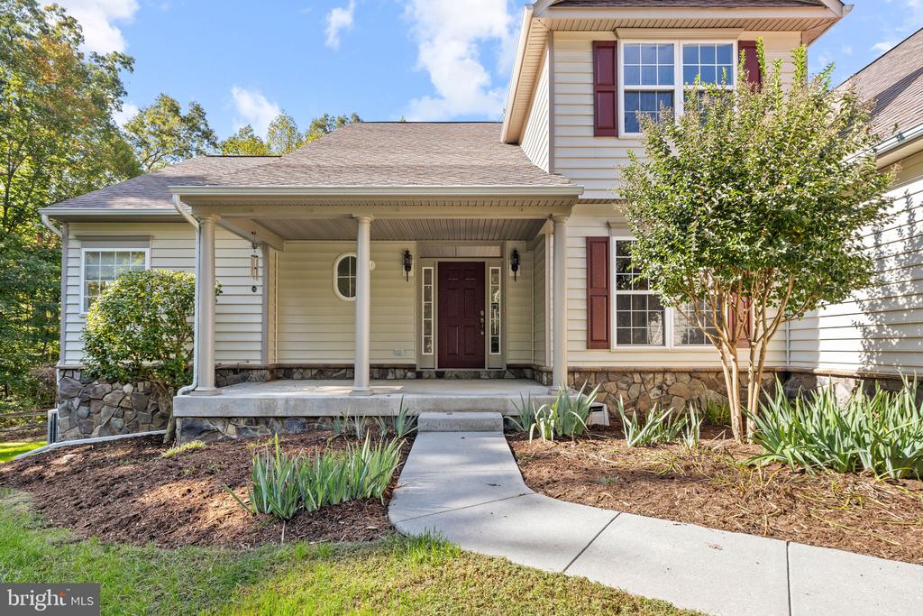 285 GENTLE BREEZE CIRCLE