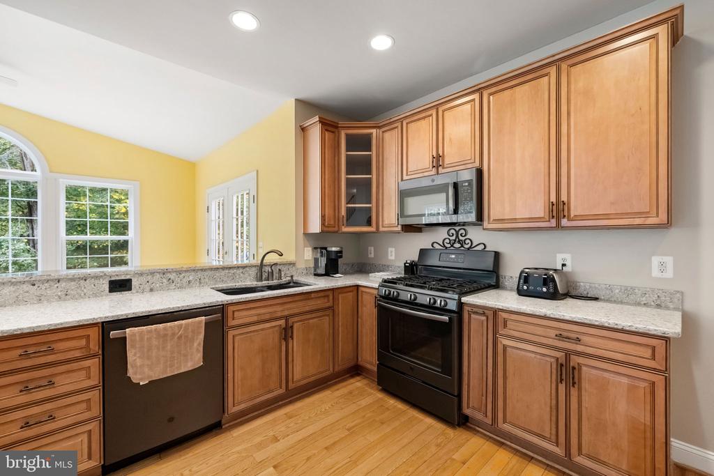 285 GENTLE BREEZE CIRCLE