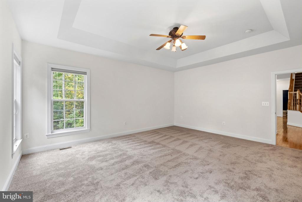 285 GENTLE BREEZE CIRCLE