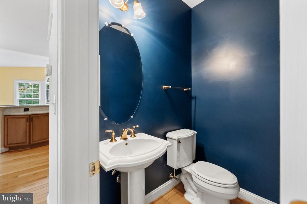 285 GENTLE BREEZE CIRCLE