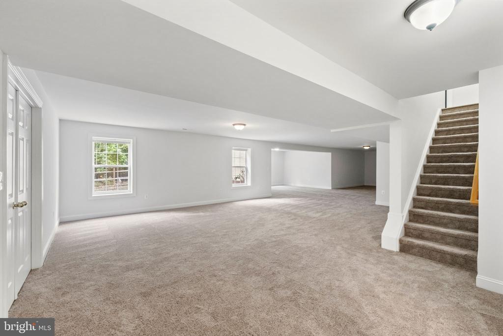 285 GENTLE BREEZE CIRCLE
