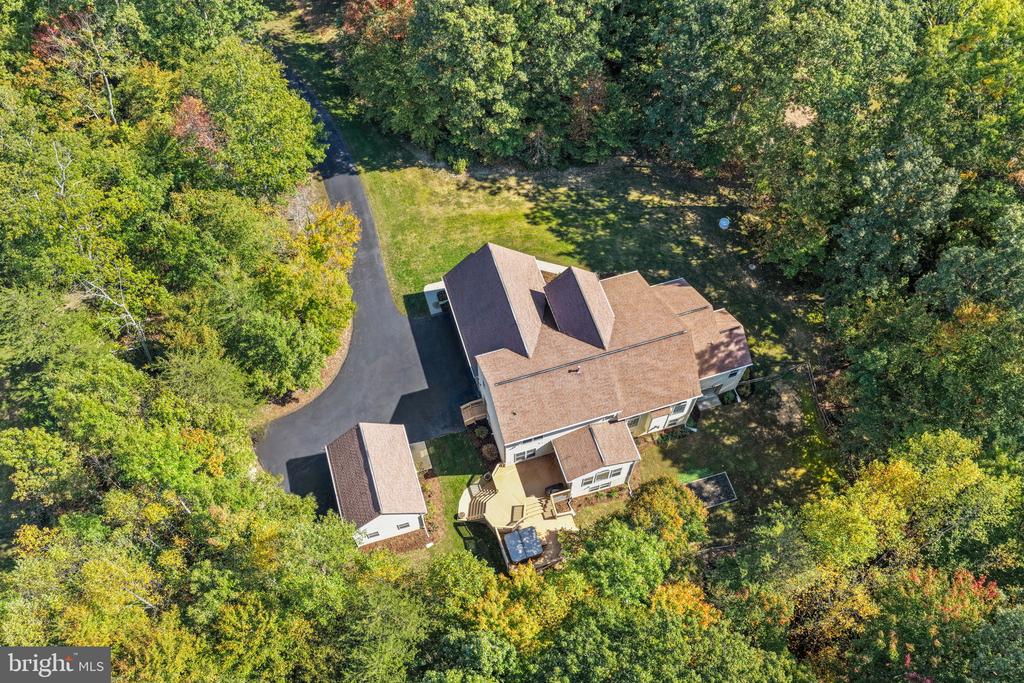 285 GENTLE BREEZE CIRCLE