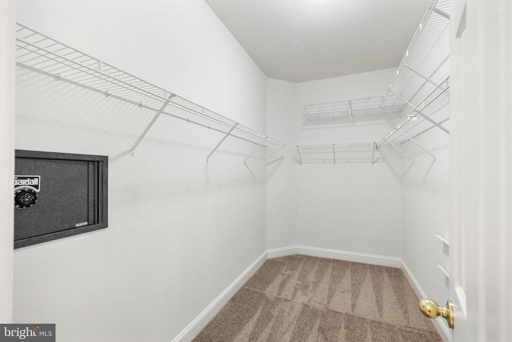 285 GENTLE BREEZE CIRCLE