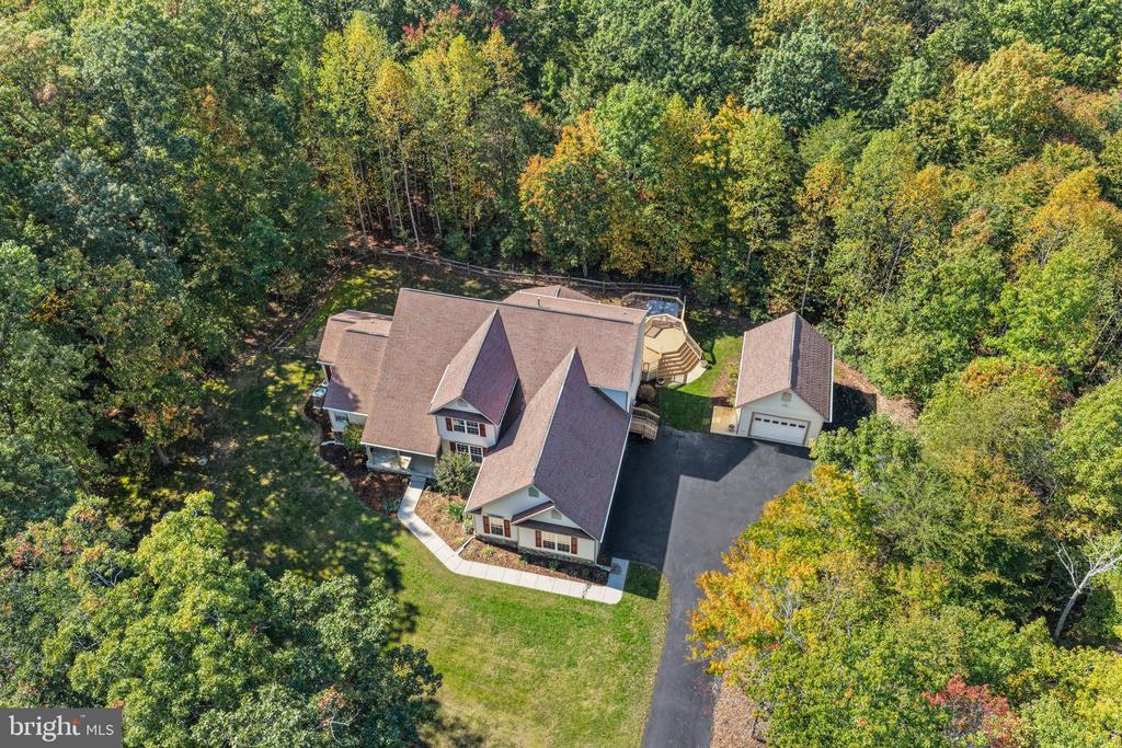 285 GENTLE BREEZE CIRCLE