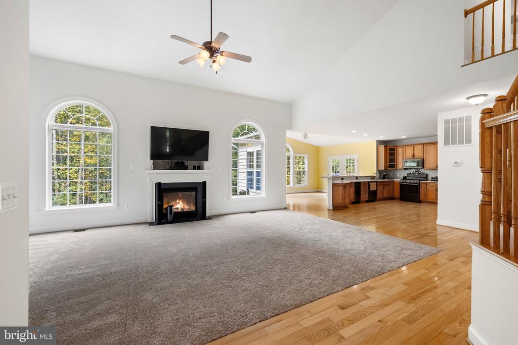 285 GENTLE BREEZE CIRCLE