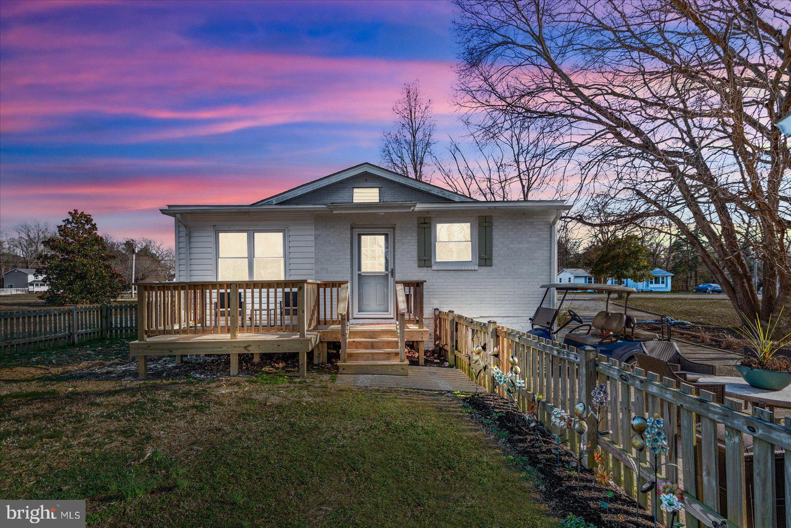 1045 Ebb Tide DRIVE