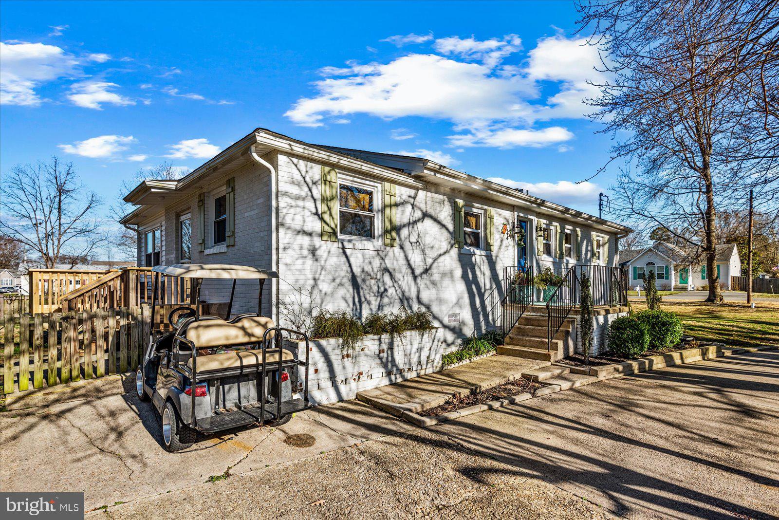 1045 Ebb Tide DRIVE