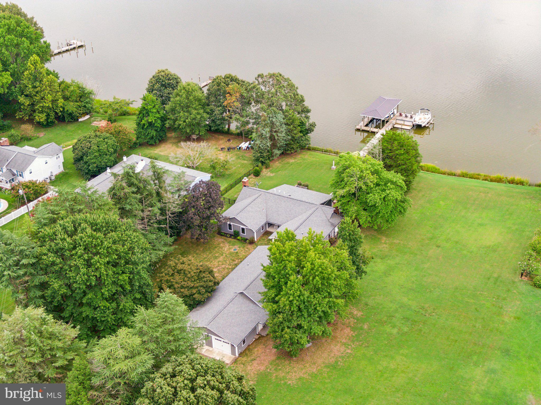 684 Burnt House Pt