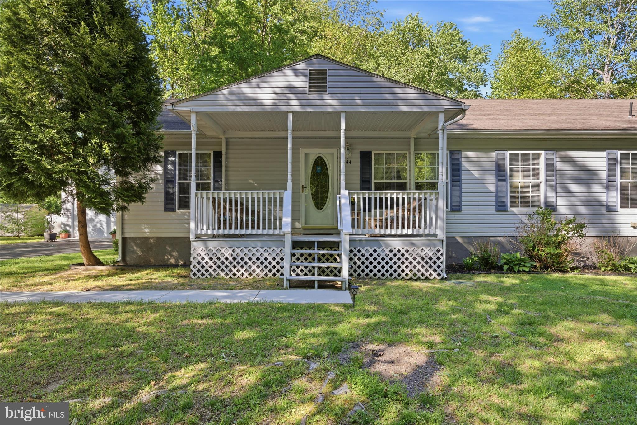 144 STRATFORD CIRCLE