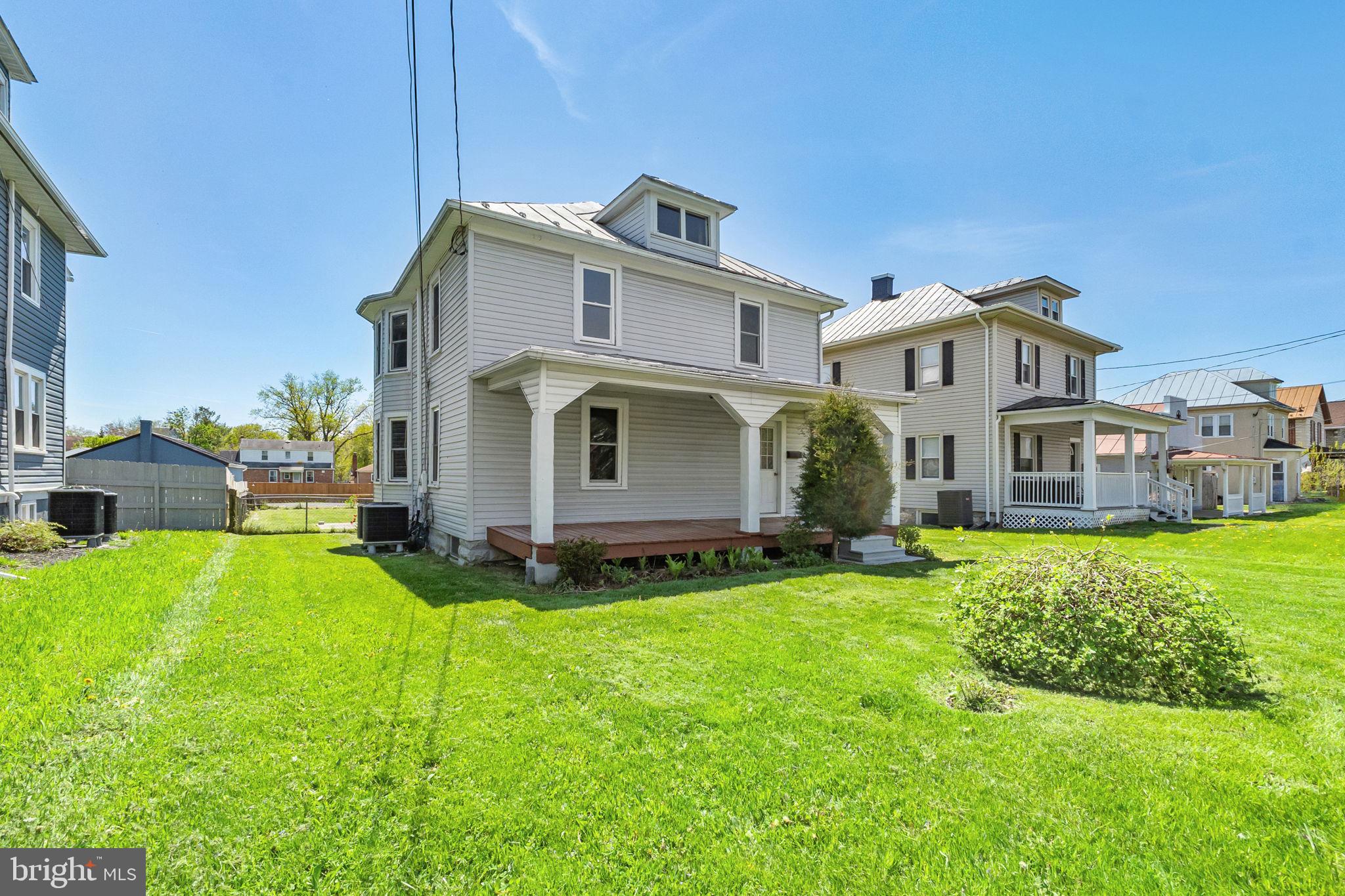 739 Berryville Ave
