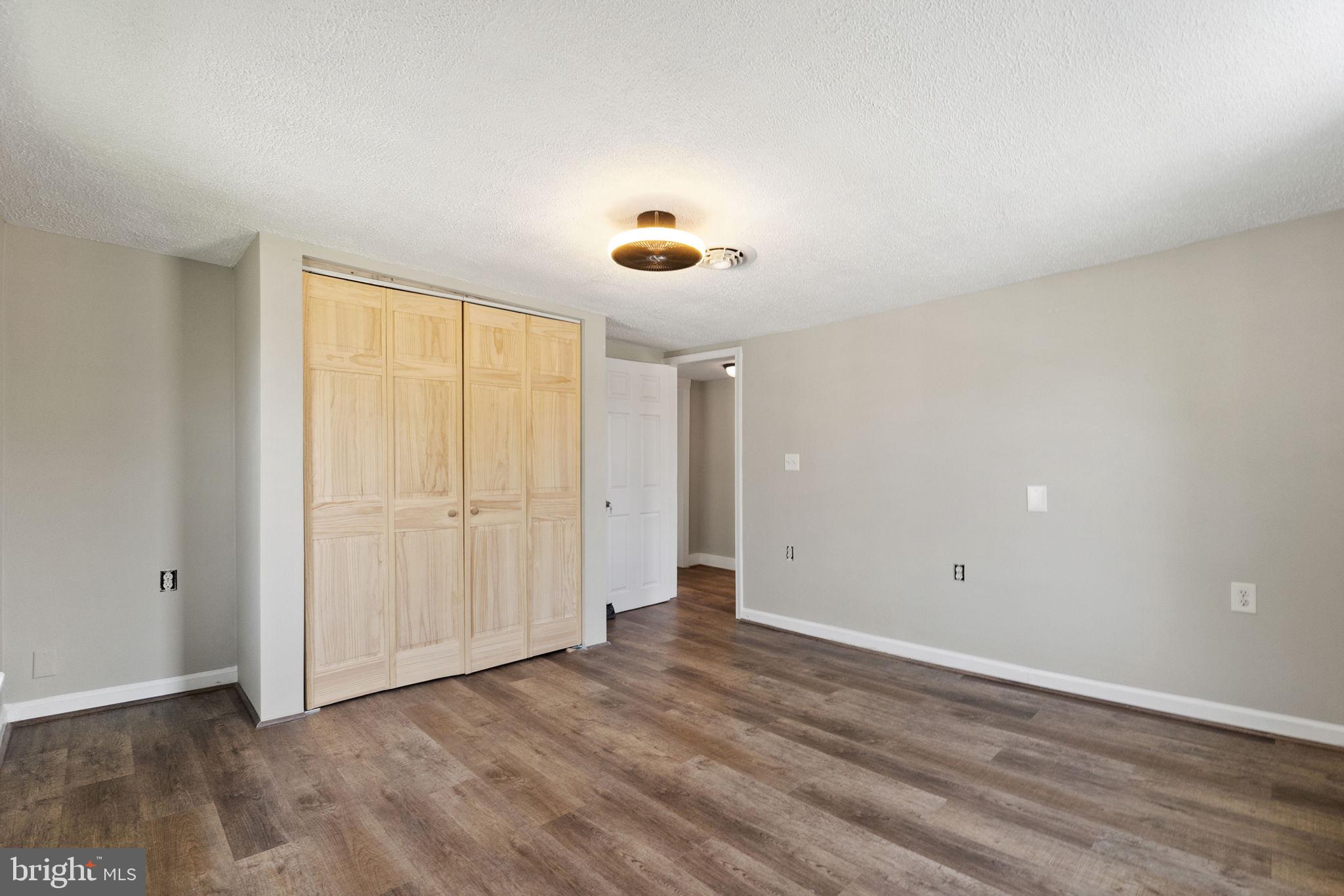 739 Berryville Ave