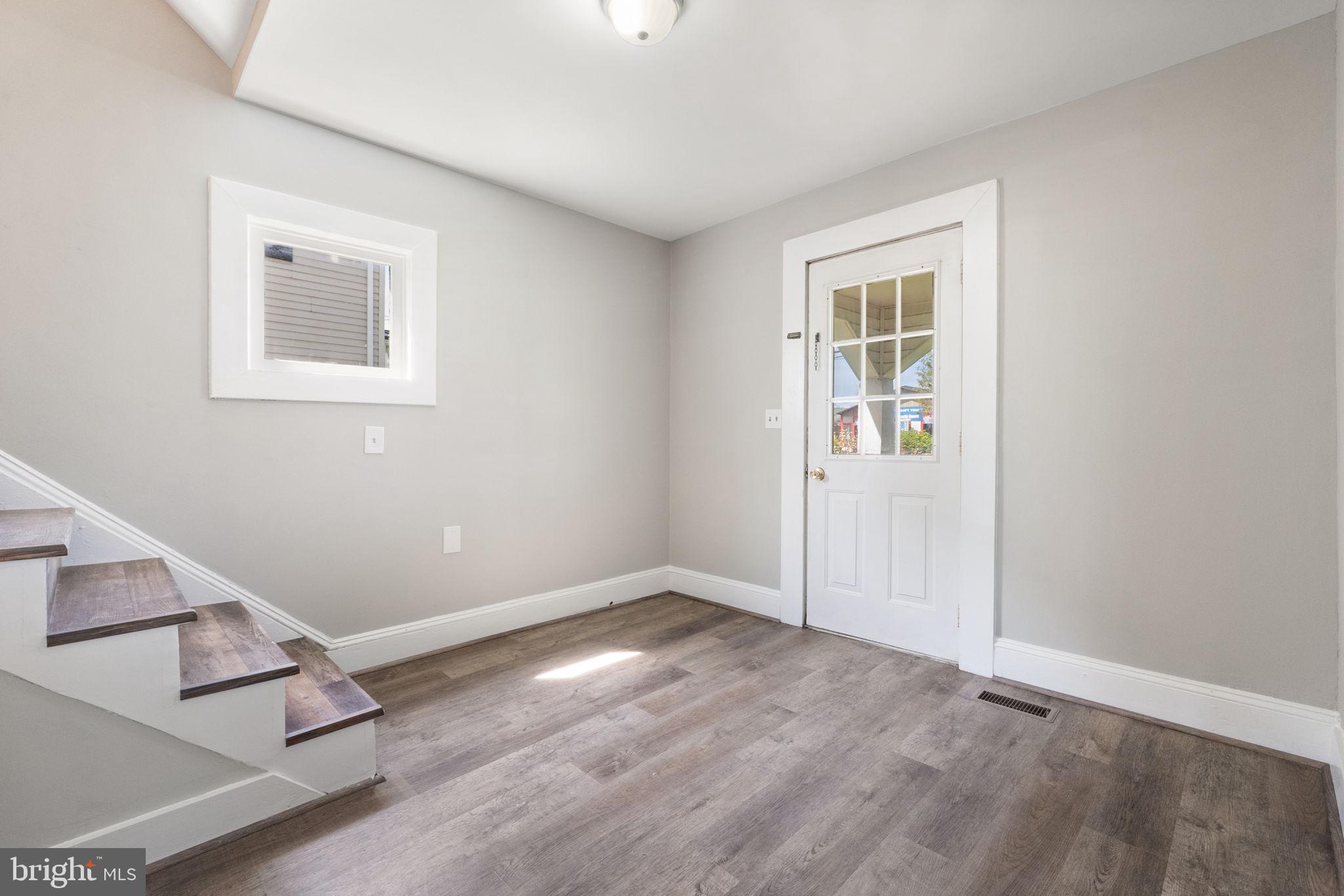739 Berryville Ave