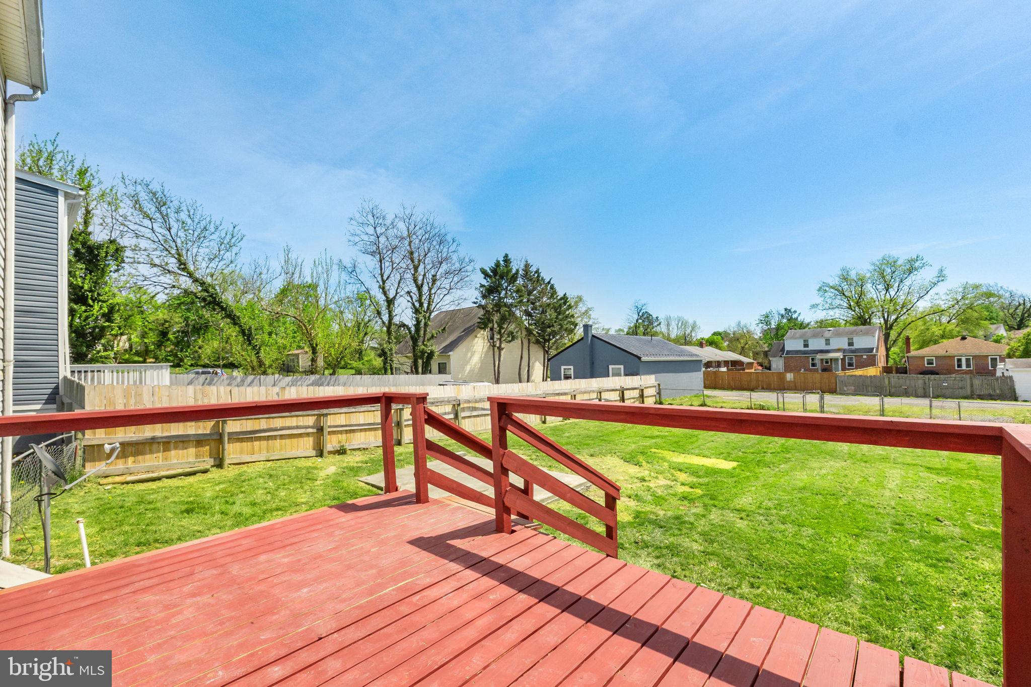 739 Berryville Ave