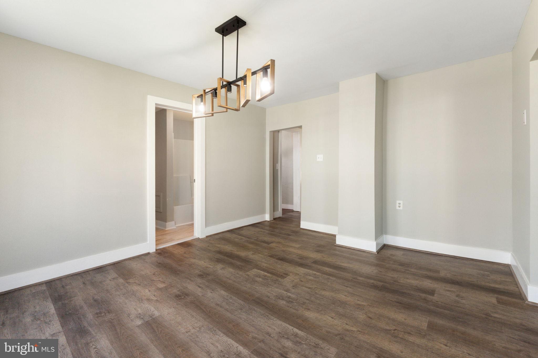 739 Berryville Ave