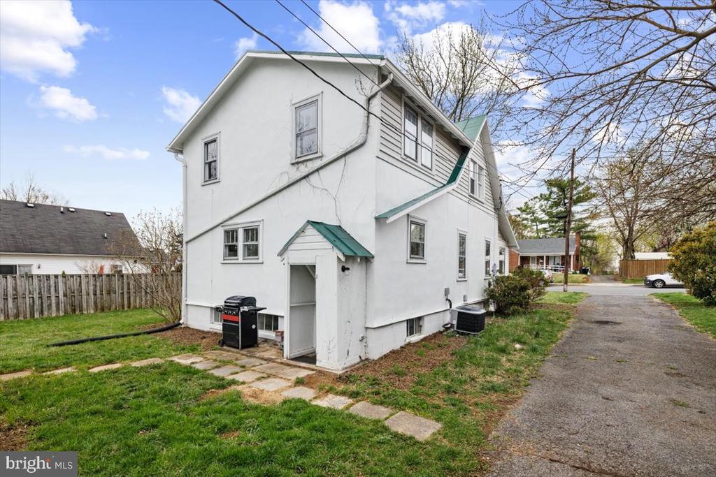 430 Virginia Ave
