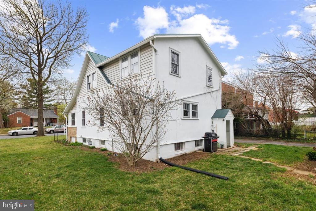 430 Virginia Ave