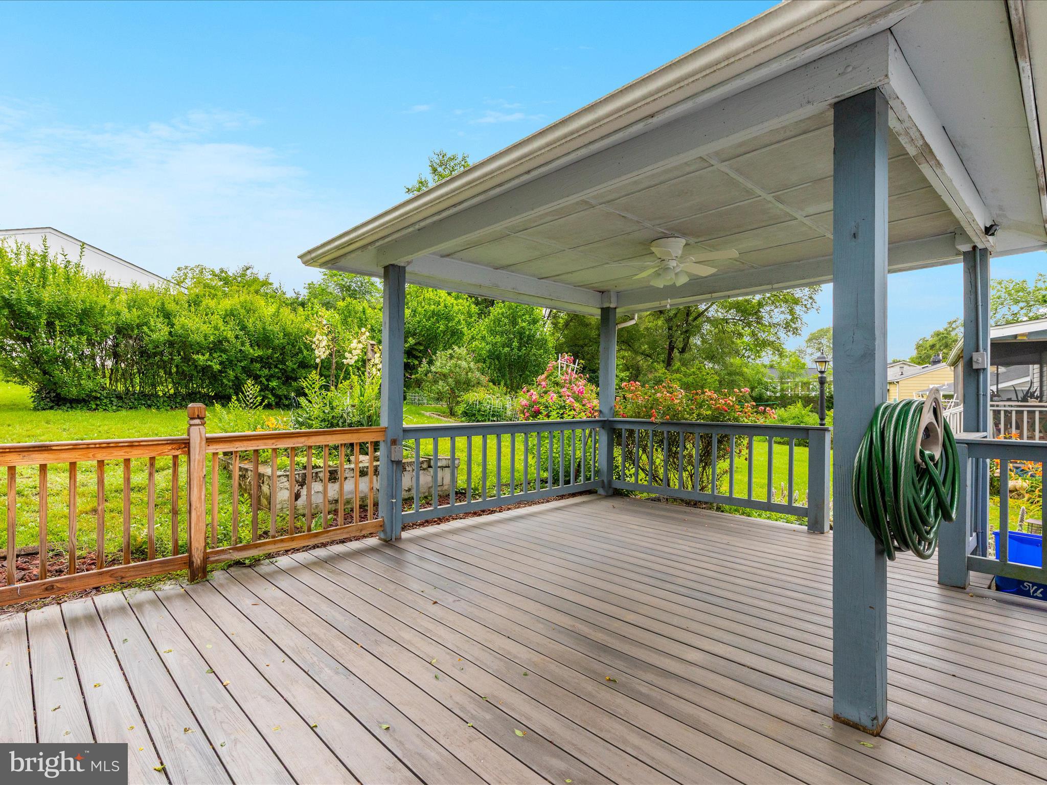 516 Hollingsworth Dr