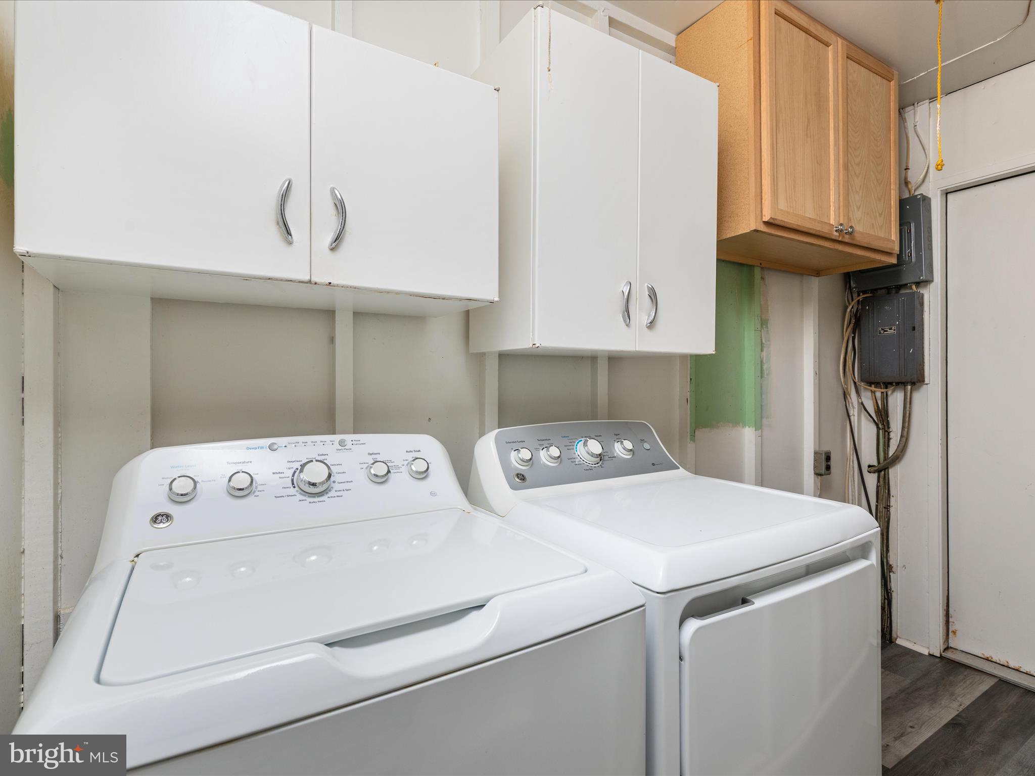 516 Hollingsworth Dr