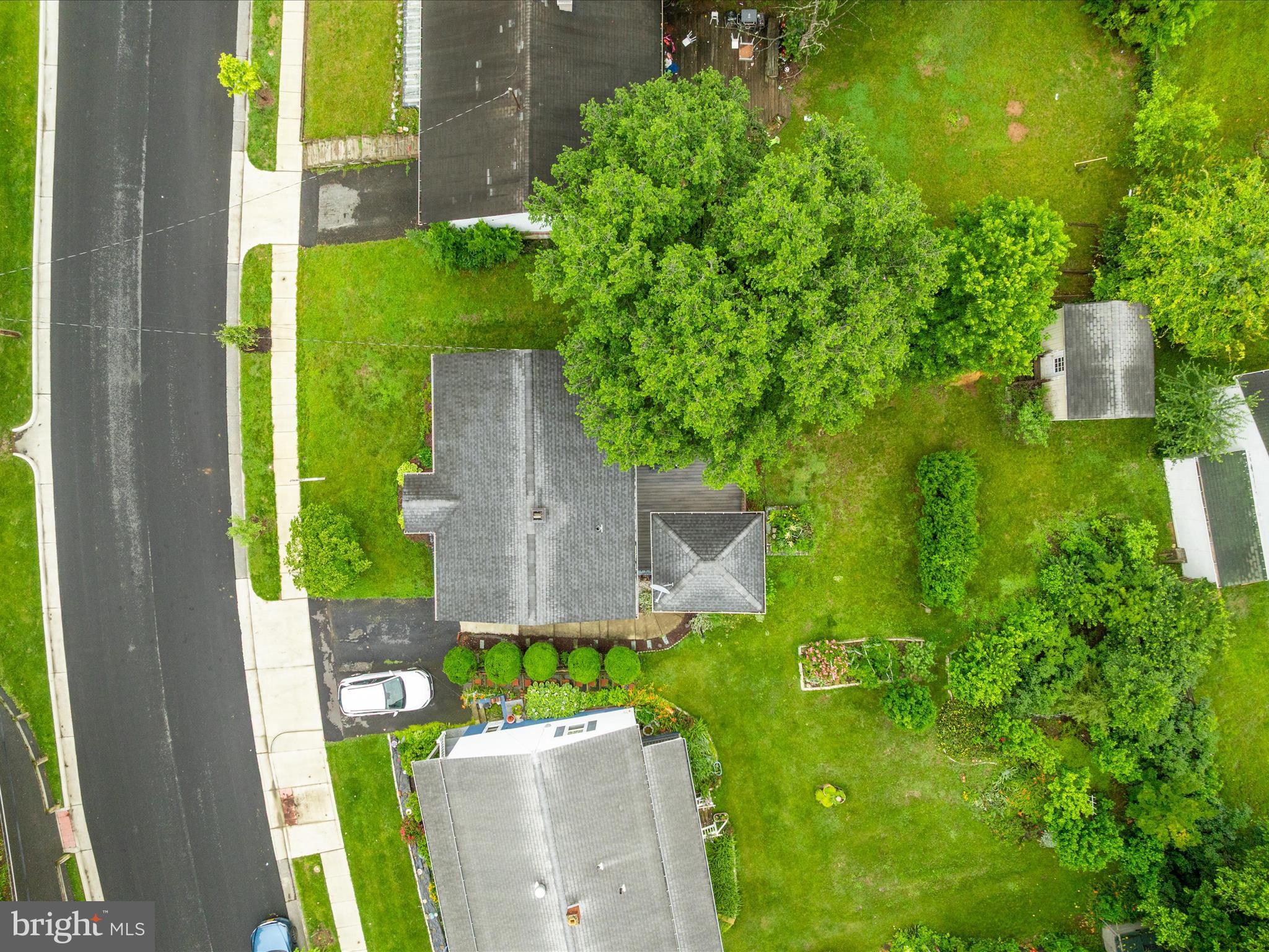 516 Hollingsworth Dr