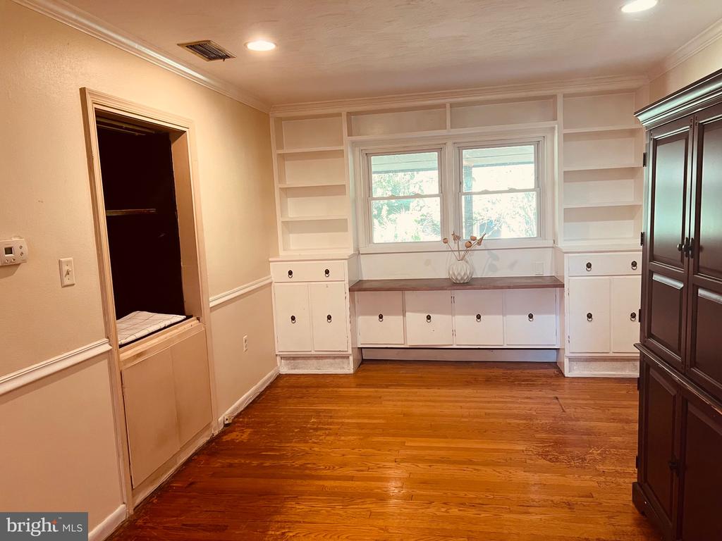 425 BEECHCROFT ROAD