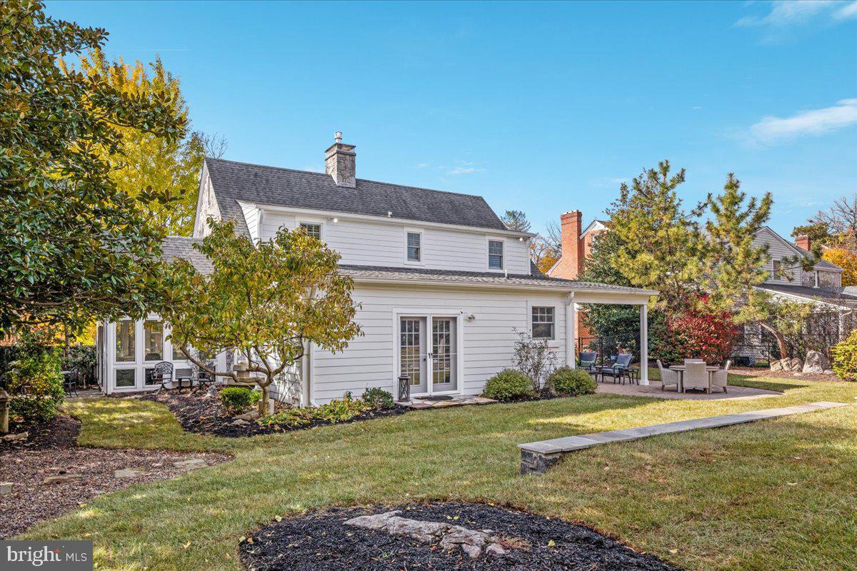 316 W WHITLOCK AVENUE