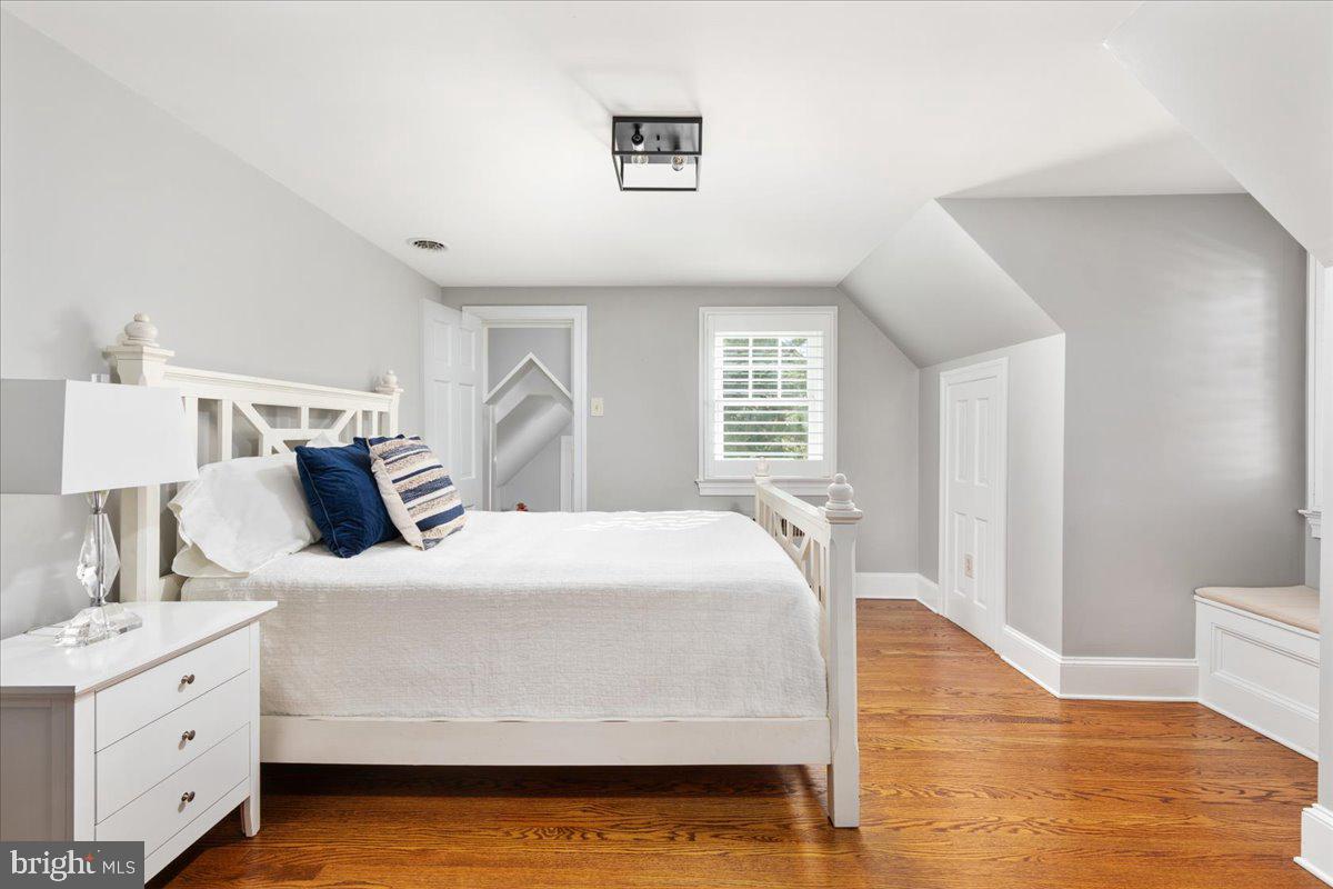 316 W WHITLOCK AVENUE