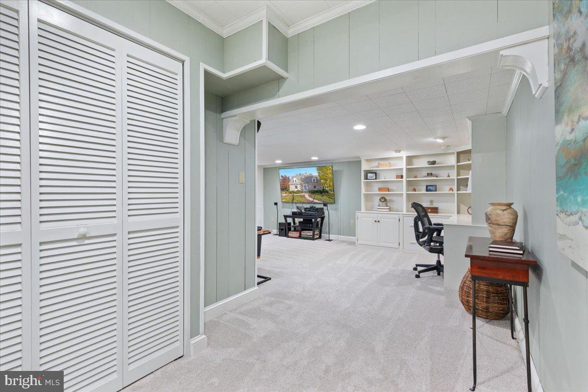 316 W WHITLOCK AVENUE