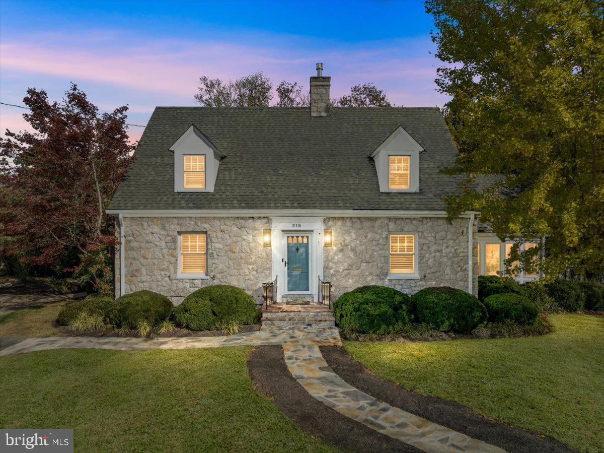 316 W WHITLOCK AVENUE