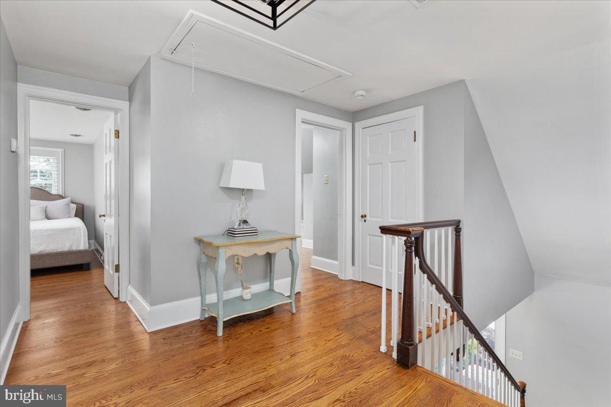 316 W WHITLOCK AVENUE