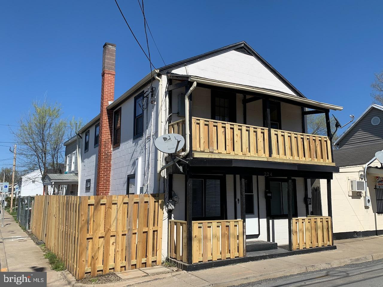 224 1/2 KERN STREET 224 1/2