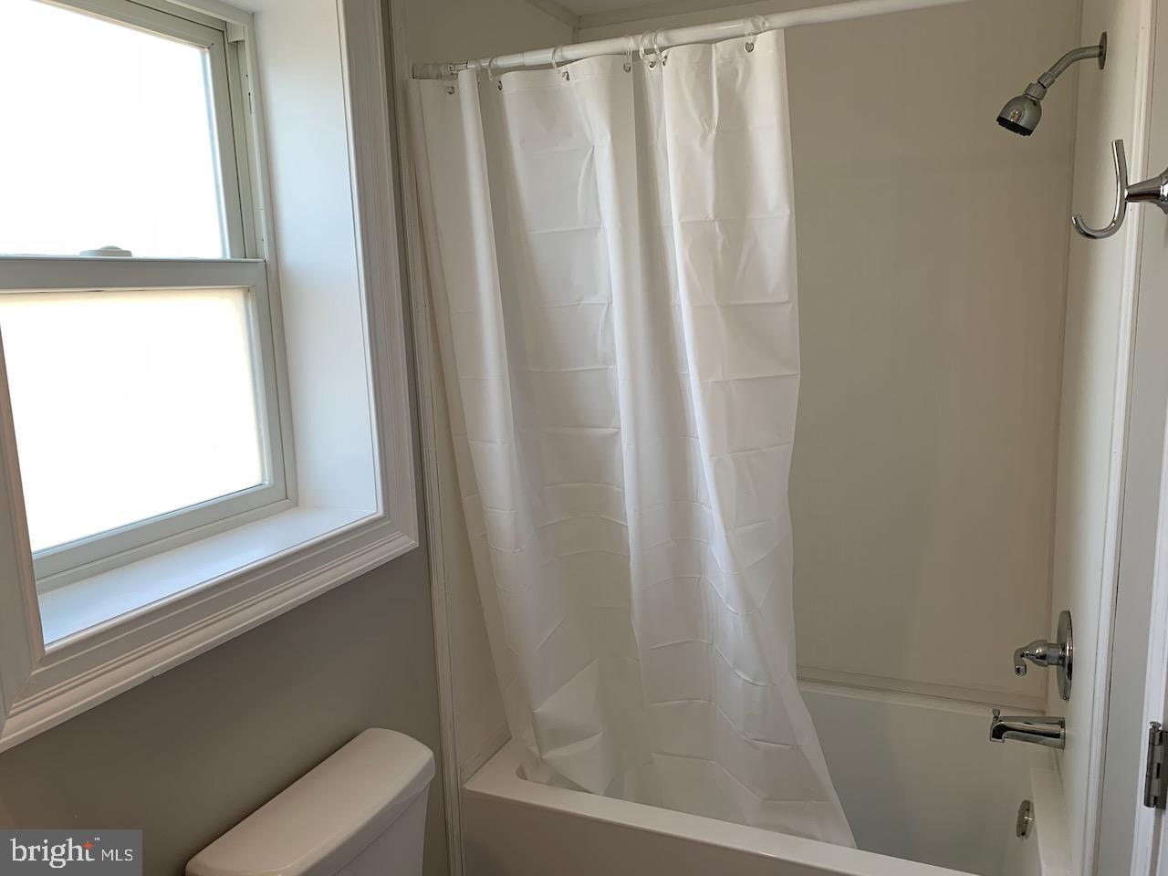 224 1/2 KERN STREET 224 1/2