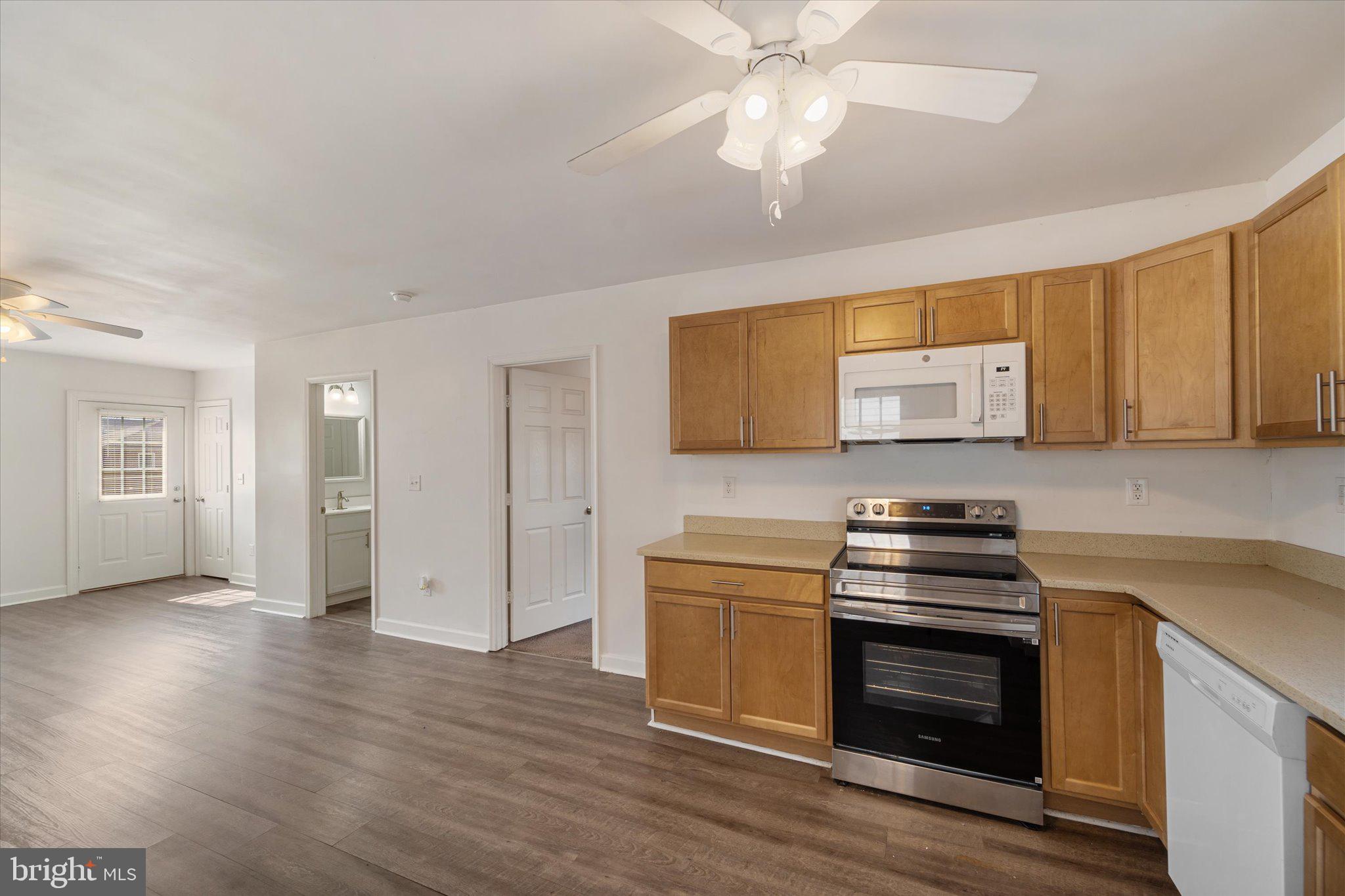 743 BERRYVILLE AVENUE